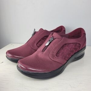 Bzees Florence Women's Zip-Front Slip-On Sneakers - Wine Red - 7.5 Wide